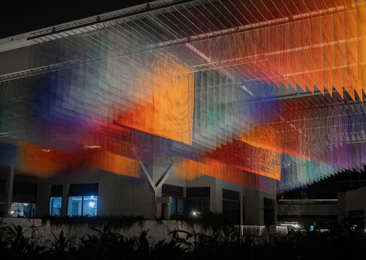 HOLLAND VILLAGE CANOPY AND ARTWORK