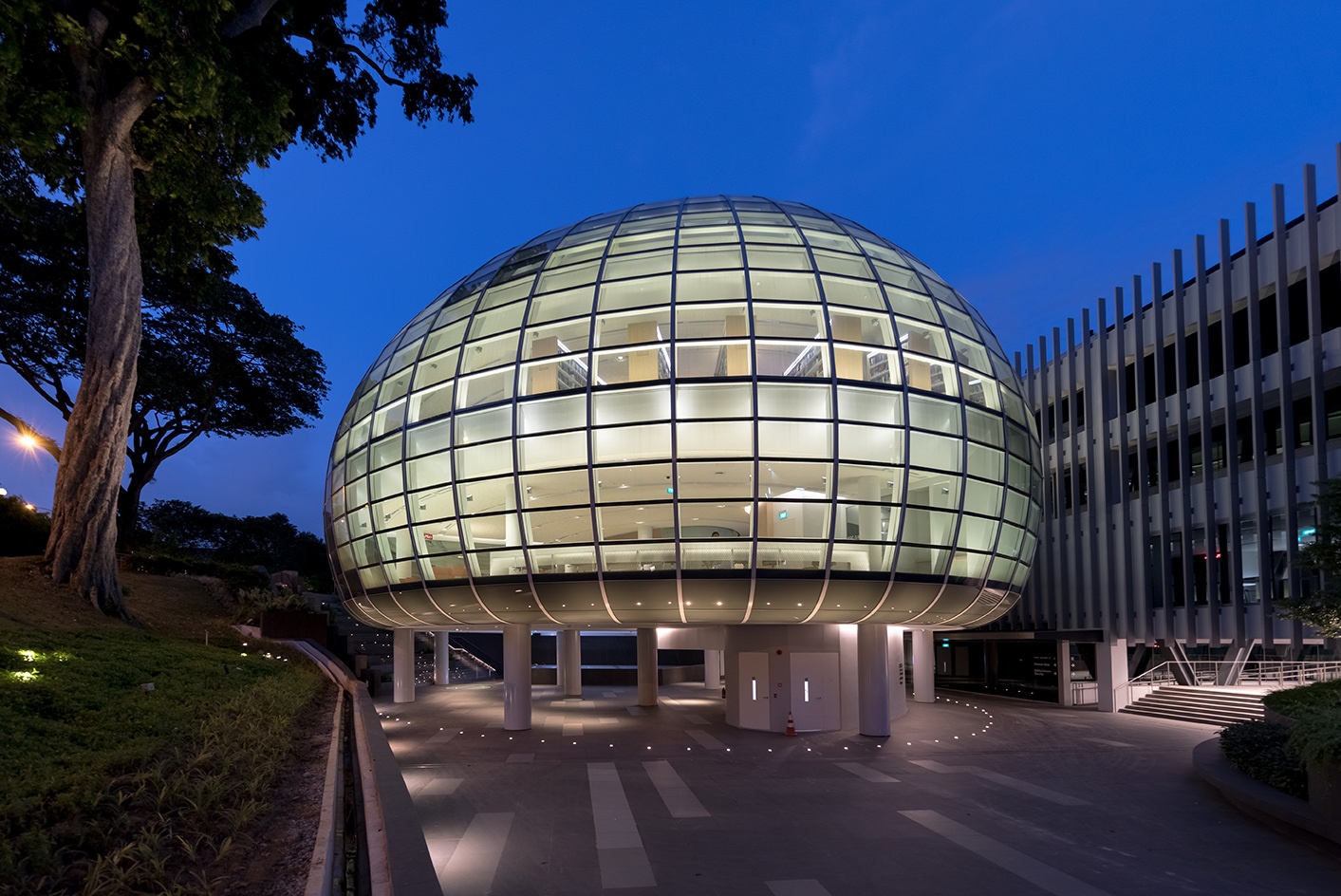 Kwa Geok Choo Law Library